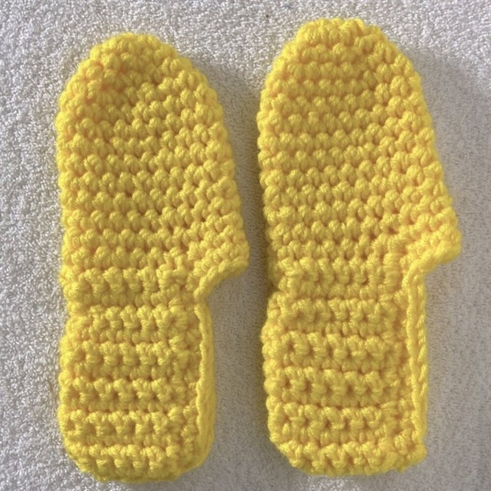 Vintage Handmade Yellow Crochet Knit Slip On Slippers Grannycore Cottagecore